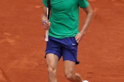 开云体育app-蒙特卡洛大师赛横扫法网，辛纳关键制胜