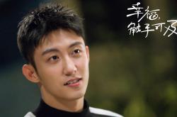 开云体育APP下载-紫金风暴席卷克城，76人险胜骑士，易建联惊艳四座！