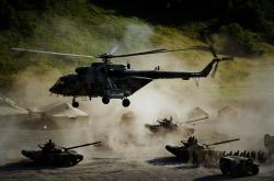 开云体育入口-意甲焦点战之夜，黄喜灿的个人独舞，引爆圣西罗的提前悬念