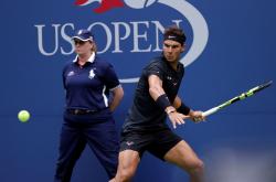 开云体育中国-英国网球队完胜澳大利亚网球队，瓦林卡三分雨点燃全场