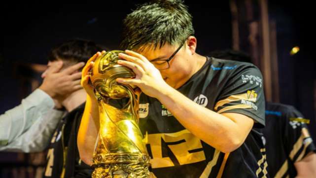 DK爆冷TL,Uzi三分雨点燃全场的简单介绍 DK爆冷TL,Uzi三分雨点燃全场的简单介绍