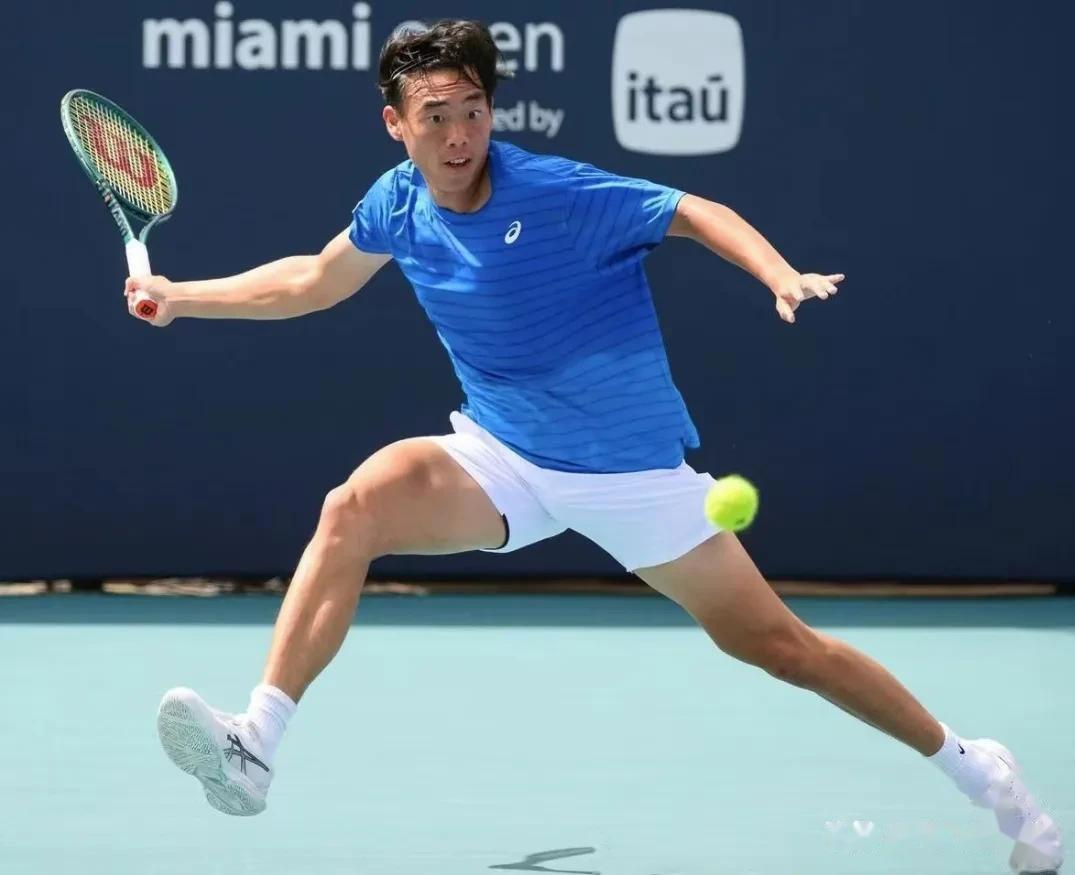 日本网球队翻盘美国网球队,兹维列夫制霸全场的简单介绍 日本网球队翻盘美国网球队,兹维列夫制霸全场的简单介绍