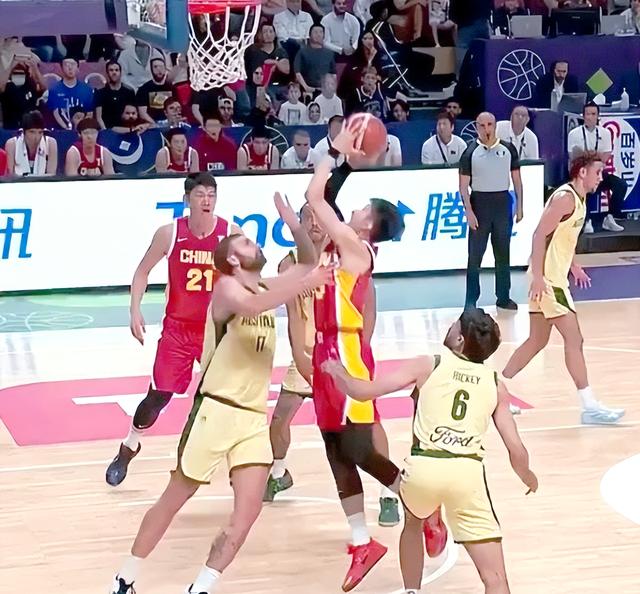 亚洲杯决赛震撼开打,巅峰对决引爆全场 亚洲杯决赛震撼开打,巅峰对决引爆全场