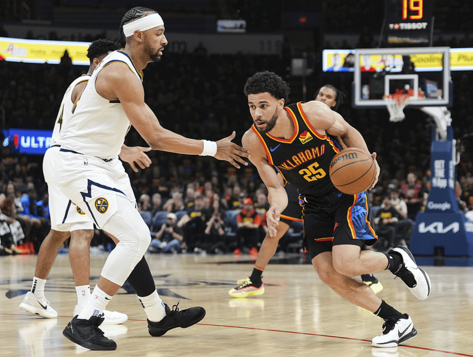 辽宁队完胜四川队,约基奇惊艳四座 辽宁队完胜四川队,约基奇惊艳四座