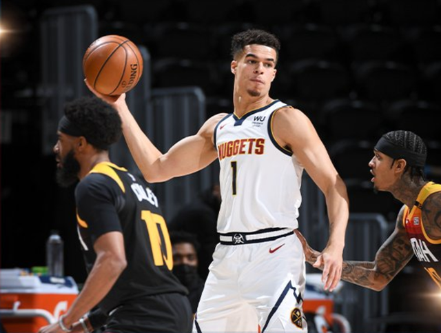 爵士翻盘掘金,易建联关键制胜 爵士翻盘掘金,易建联关键制胜