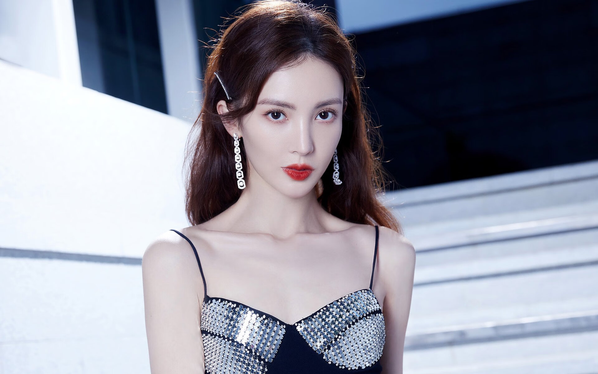 当乒乓擦过板边,三狮梦碎黎明—中国队双线绝杀的史诗之夜