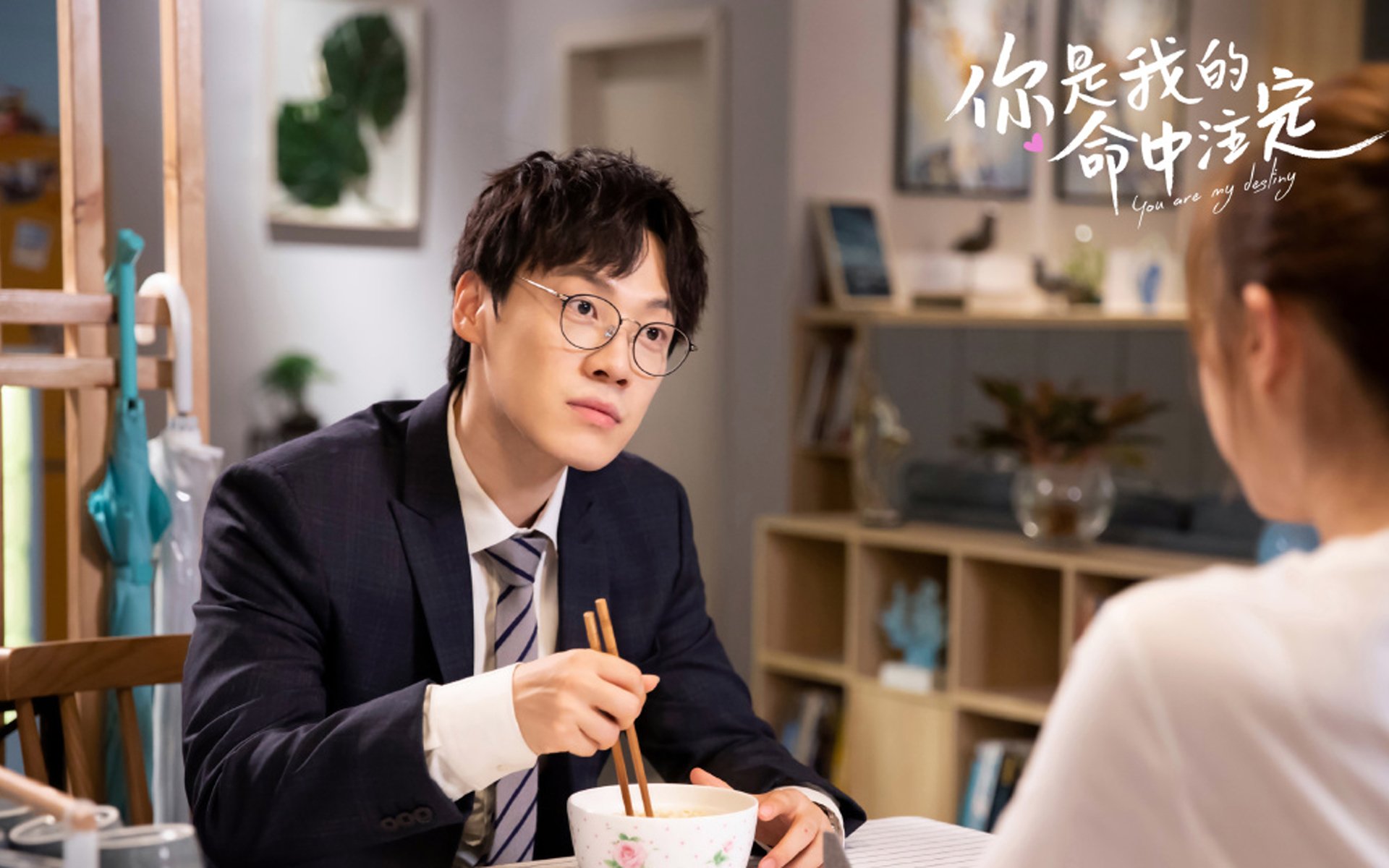 赛道上的反转艺术，雷诺惊天逆袭，维斯塔潘的绝地飞翔