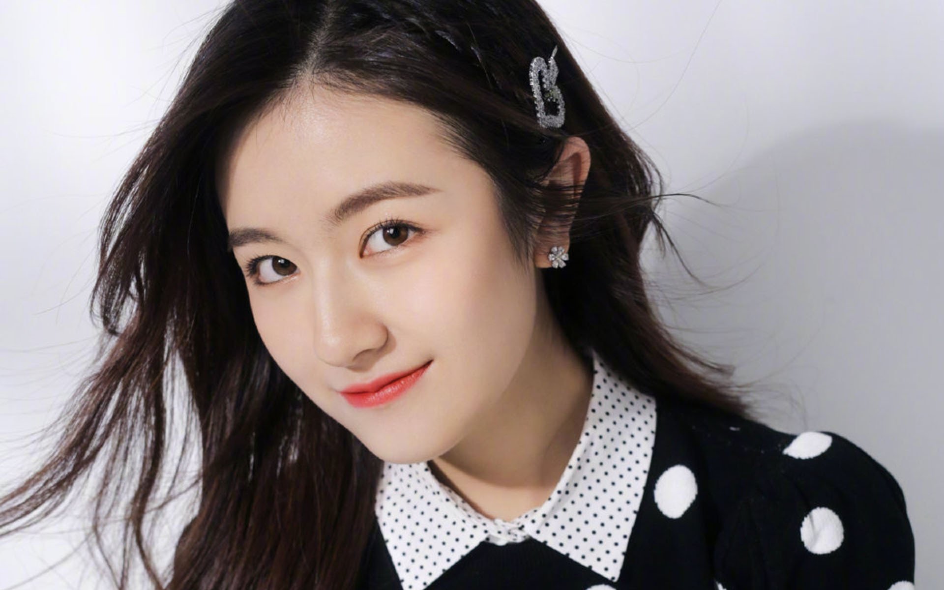 跨越两种荣耀，当戴维斯杯的呐喊逆转拉沃尔杯的星光，鲁德携火热状态踏上分岔路