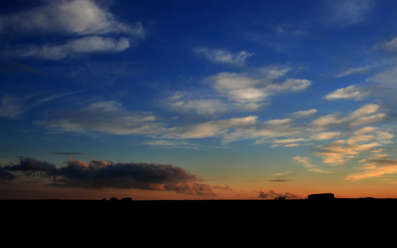 当足球灵魂闯入篮球场,奥亚尔萨瓦尔在NBA总决赛的跨界觉醒