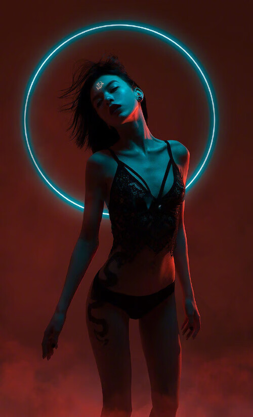 唯一性闪耀欧冠，尼斯防守锁死里昂，马丁内利半决赛接管比赛