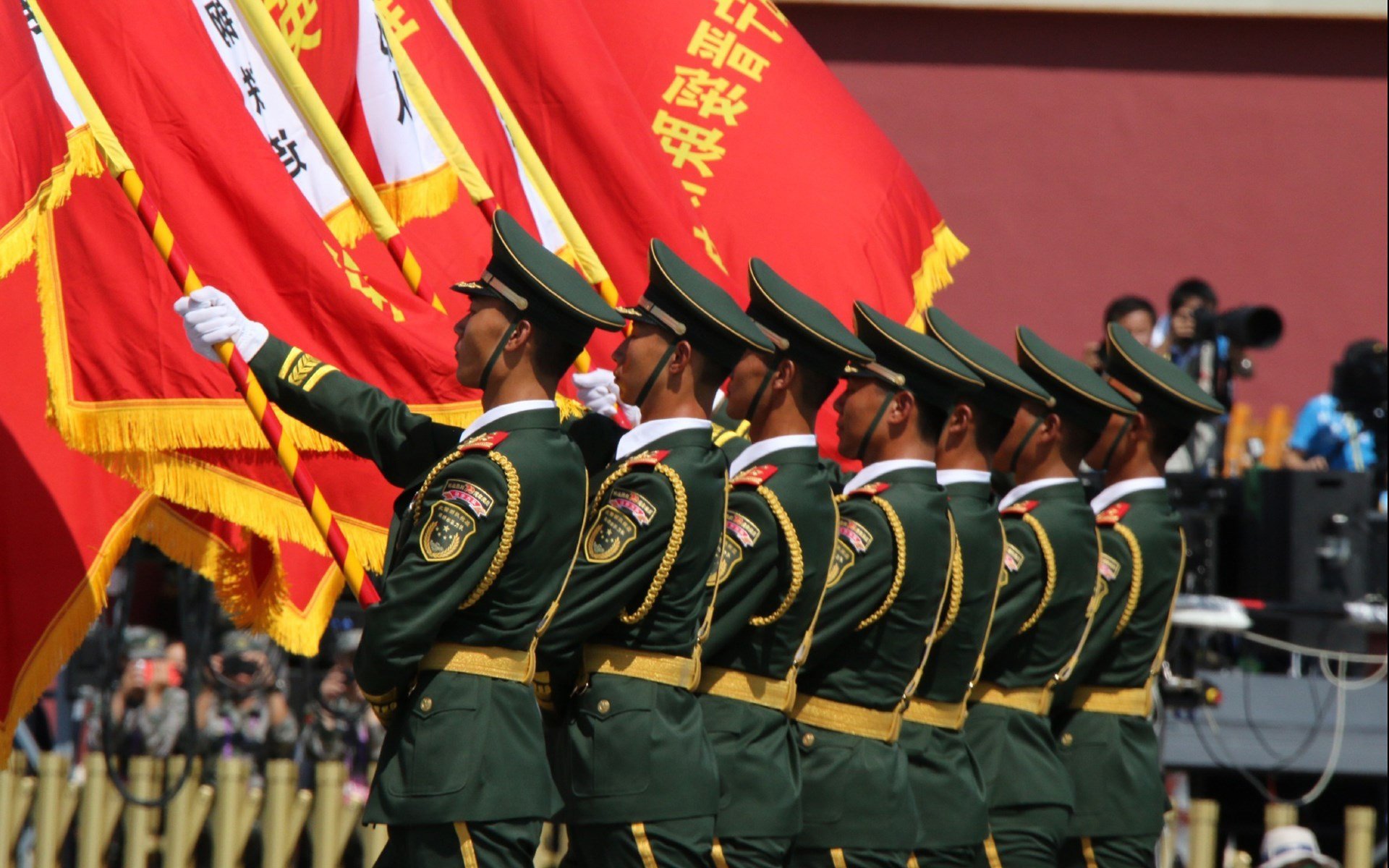 变奏曲，当东契奇用四种节奏打穿爵士的防守交响乐